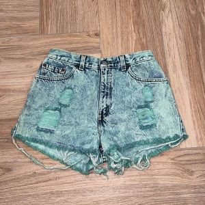 🌸3 for $20 Vintage Levi’s Dyed Jean Denim Shorts